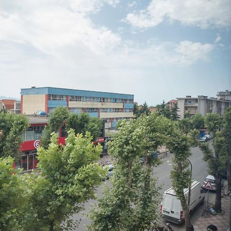 Erbi'S Home Shkoder Exterior photo